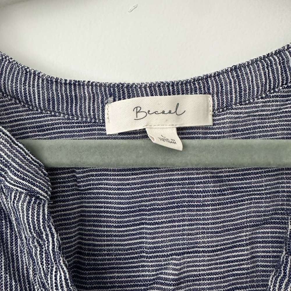 Be cool Striped Button Down Blouse - Picture 2 of 3